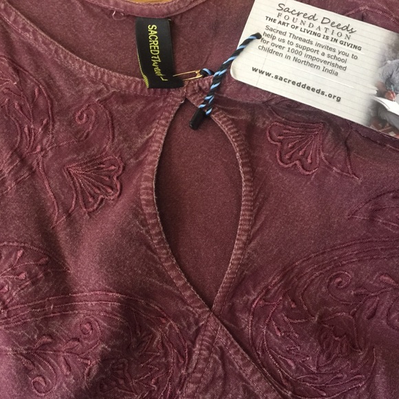 NWT Sacred Threads Top - Picture 7 of 7